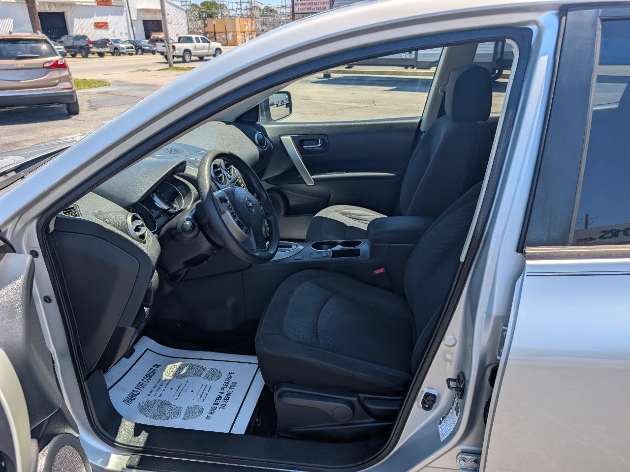 Nissan Rogue FWD 4dr S 2013