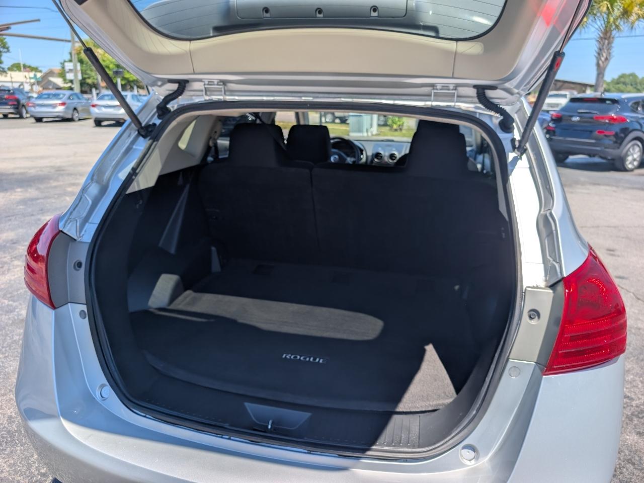 Nissan Rogue FWD 4dr S 2013