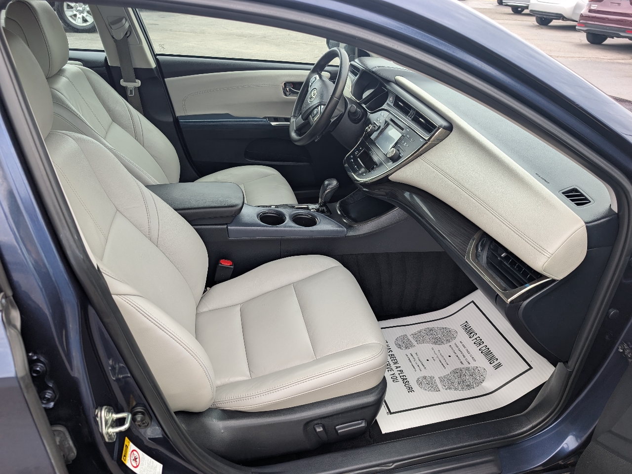 Toyota Avalon 4dr Sdn XLE Touring (Natl) 2015