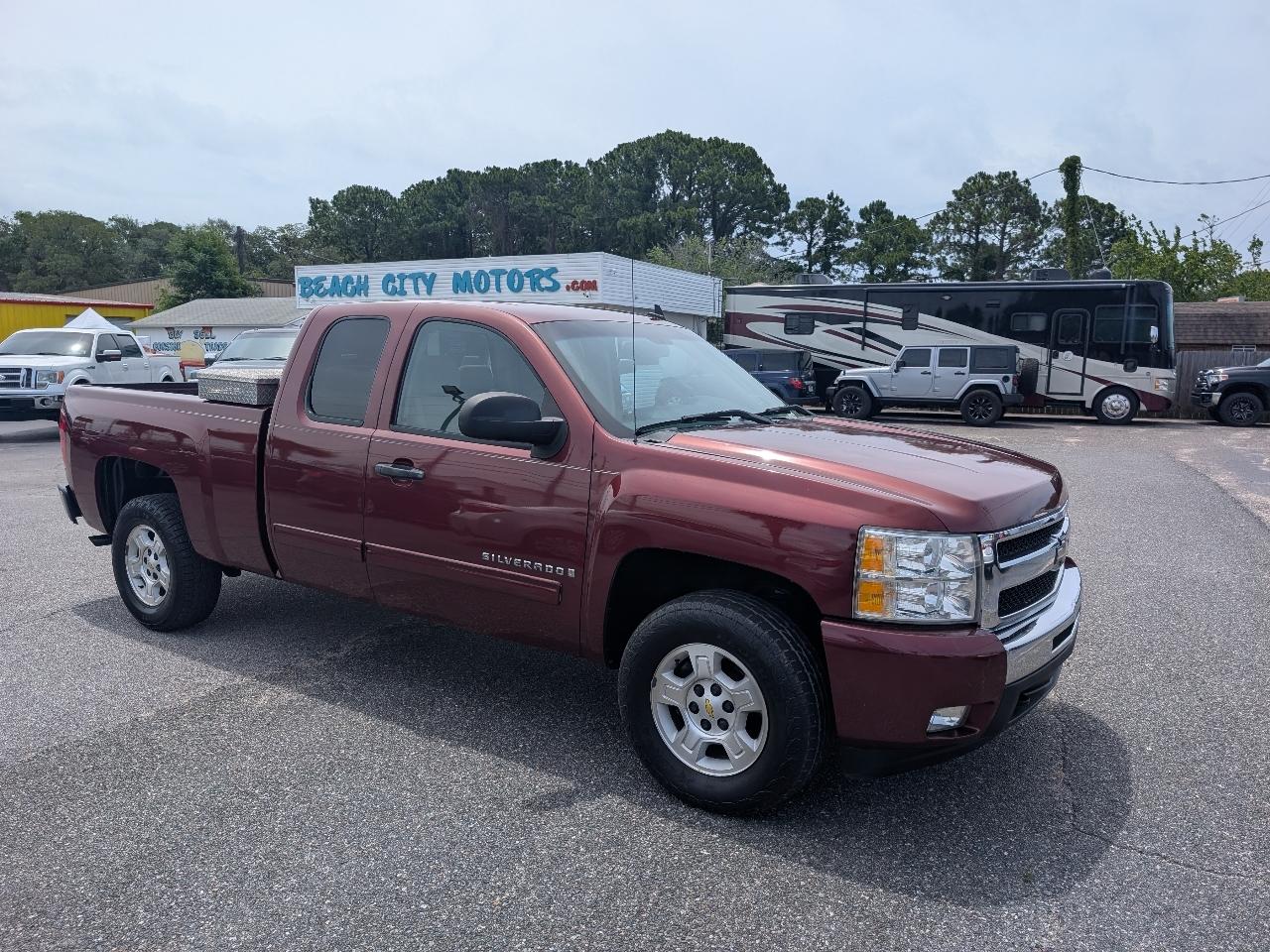 Chevrolet Silverado 1500 2WD Ext Cab 143.5" LT 2009