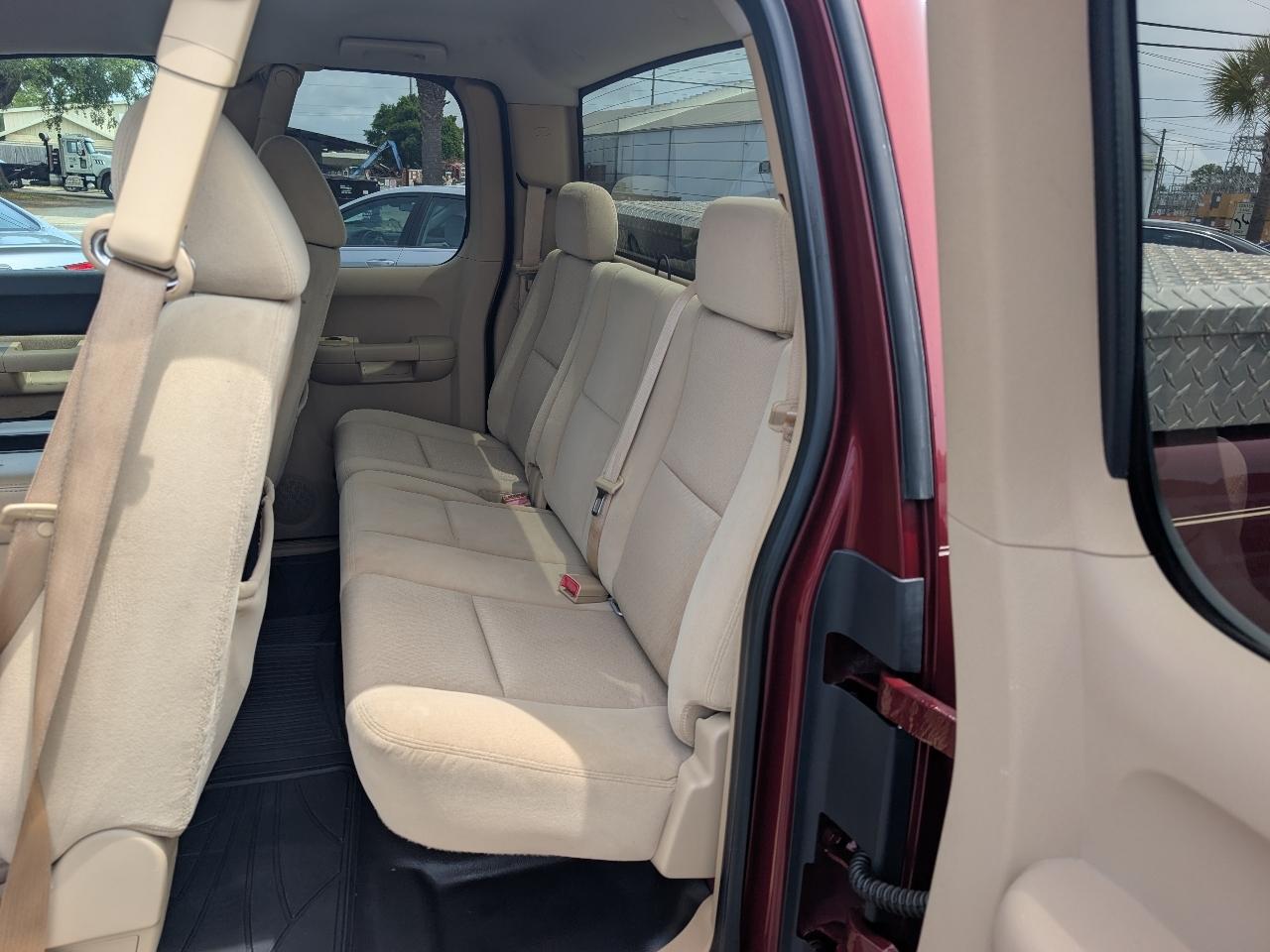 Chevrolet Silverado 1500 2WD Ext Cab 143.5" LT 2009