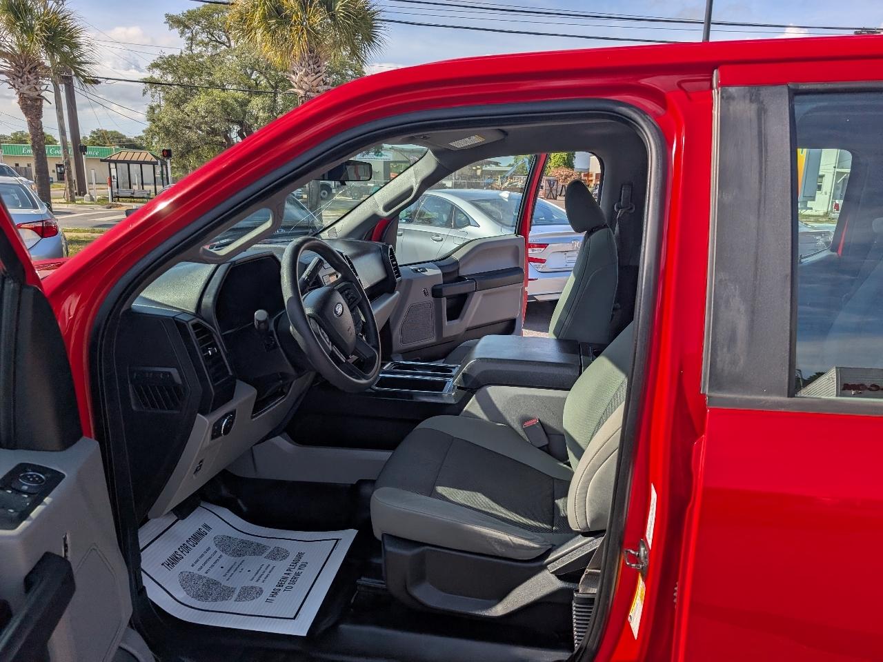 Ford F-150 2WD SuperCrew 157" XL 2015