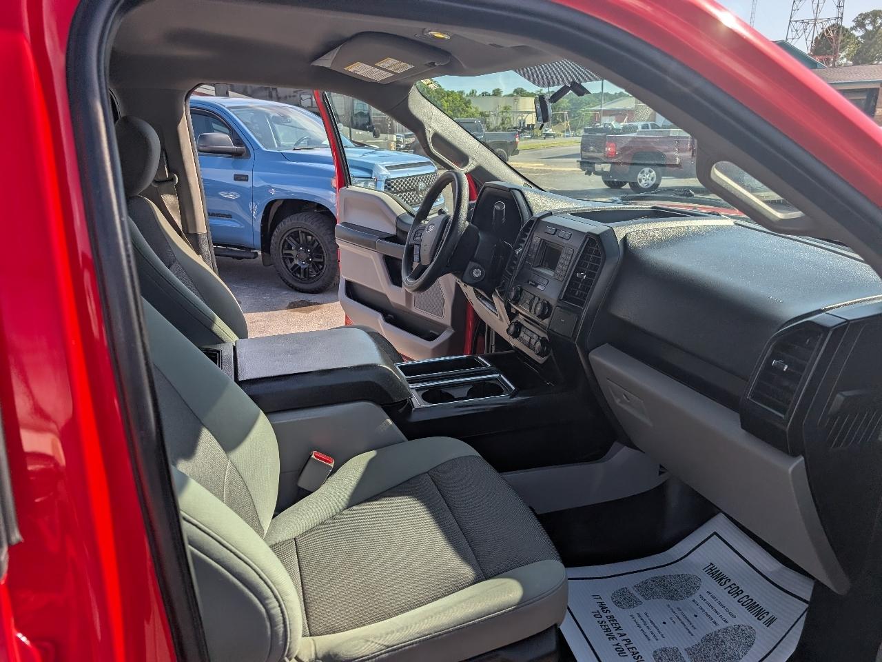Ford F-150 2WD SuperCrew 157" XL 2015