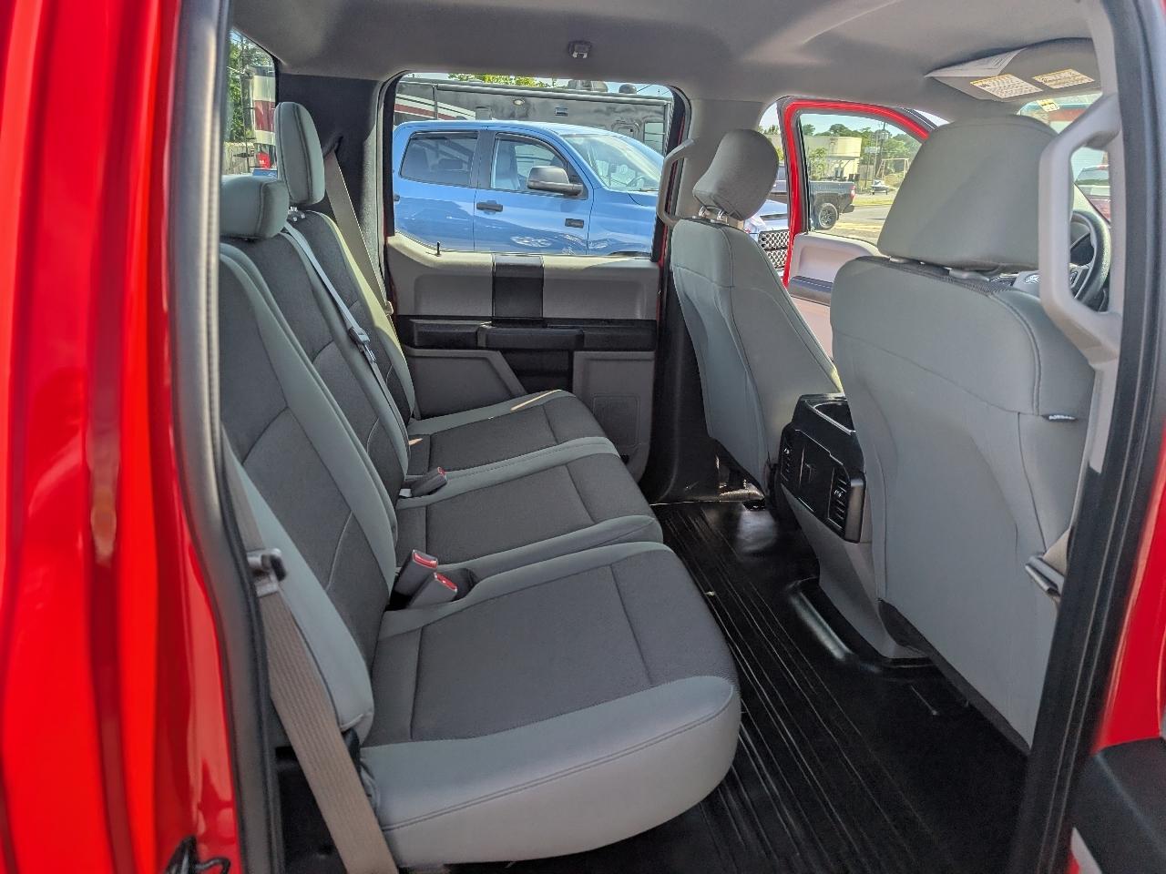 Ford F-150 2WD SuperCrew 157" XL 2015