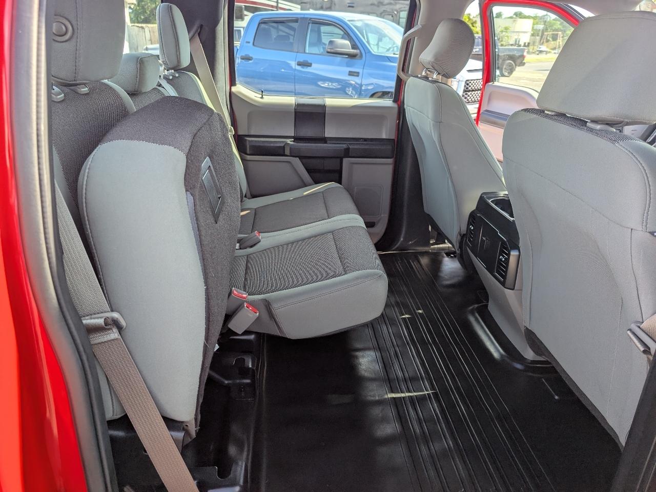 Ford F-150 2WD SuperCrew 157" XL 2015