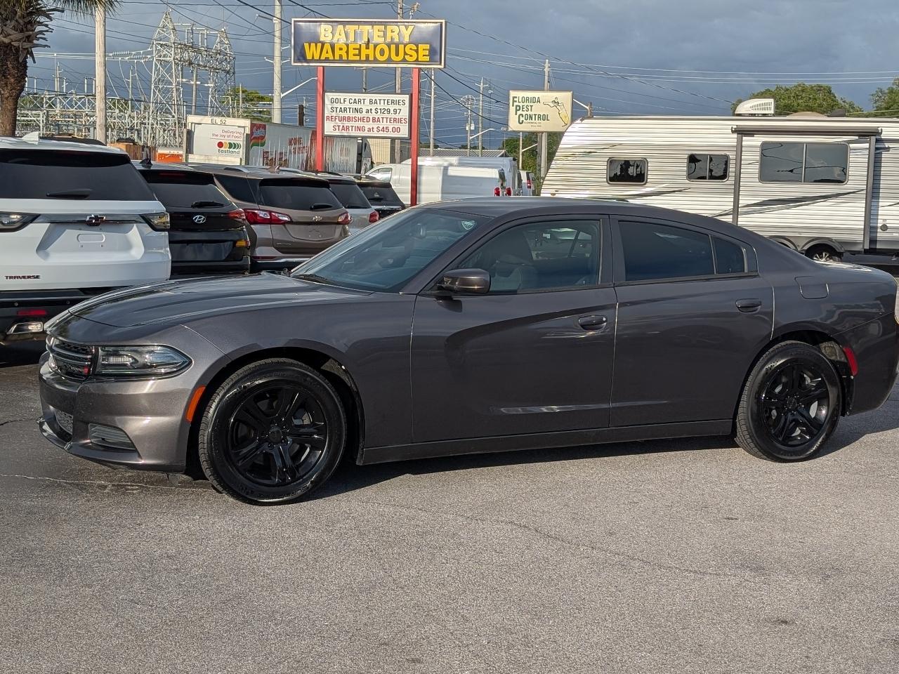 Dodge Charger 4dr Sdn SE RWD 2015