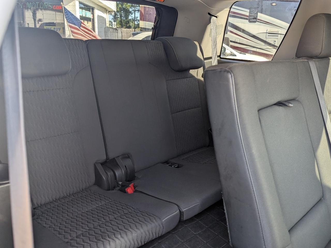 Chevrolet Tahoe 2WD 4dr LS 2019