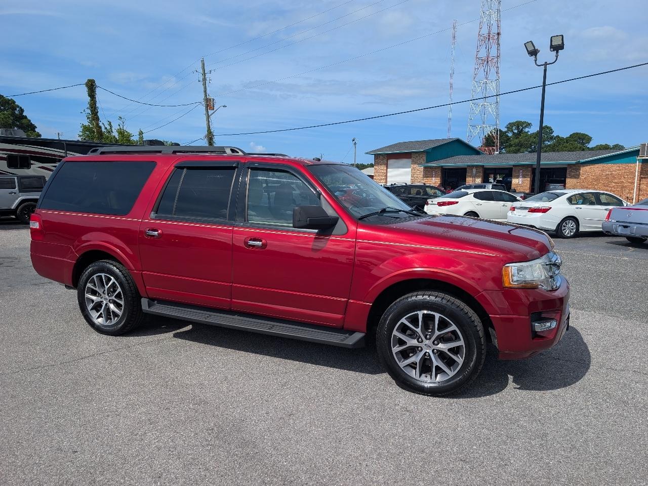 Ford Expedition EL 2WD 4dr XLT 2016