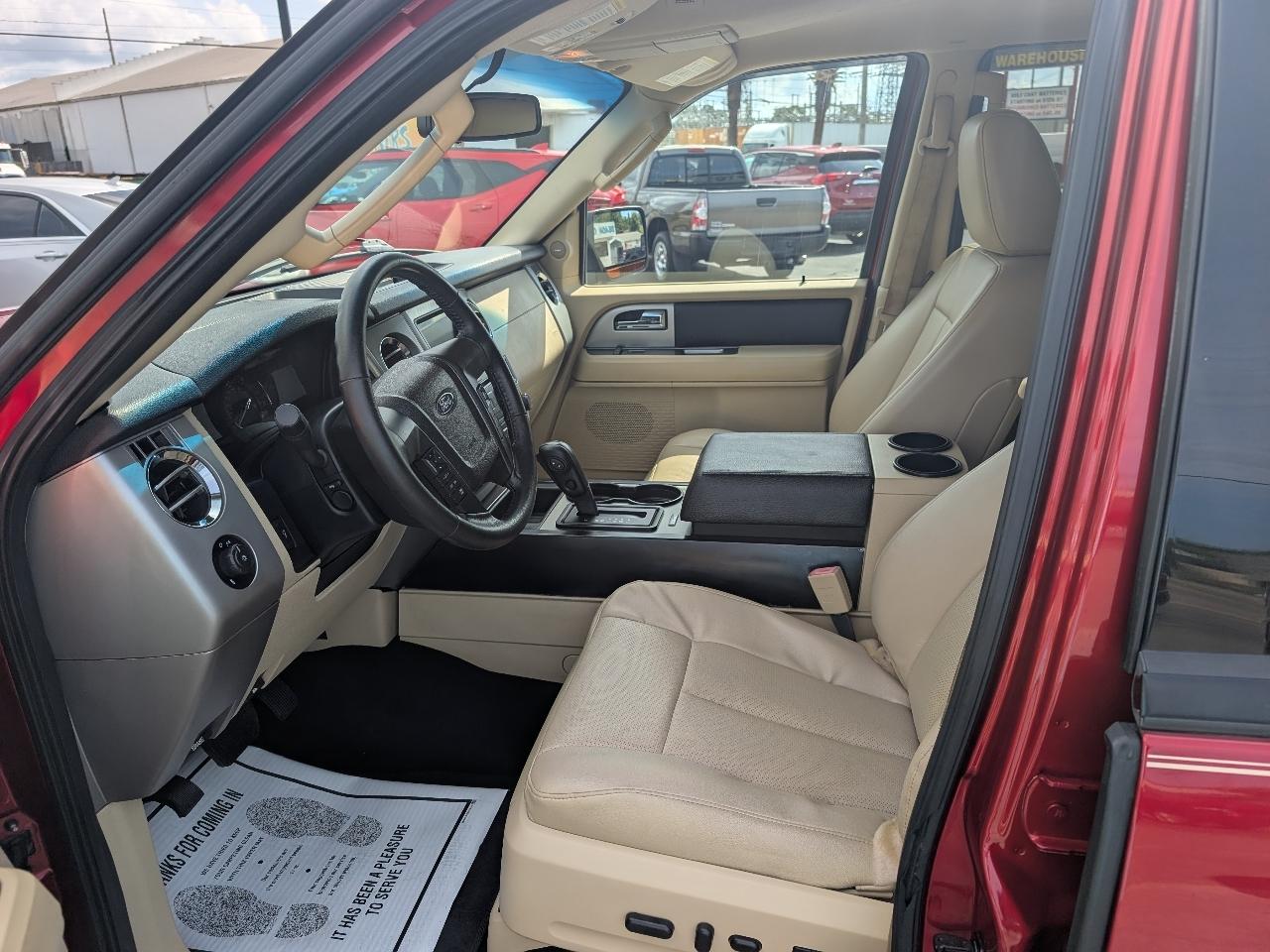 Ford Expedition EL 2WD 4dr XLT 2016