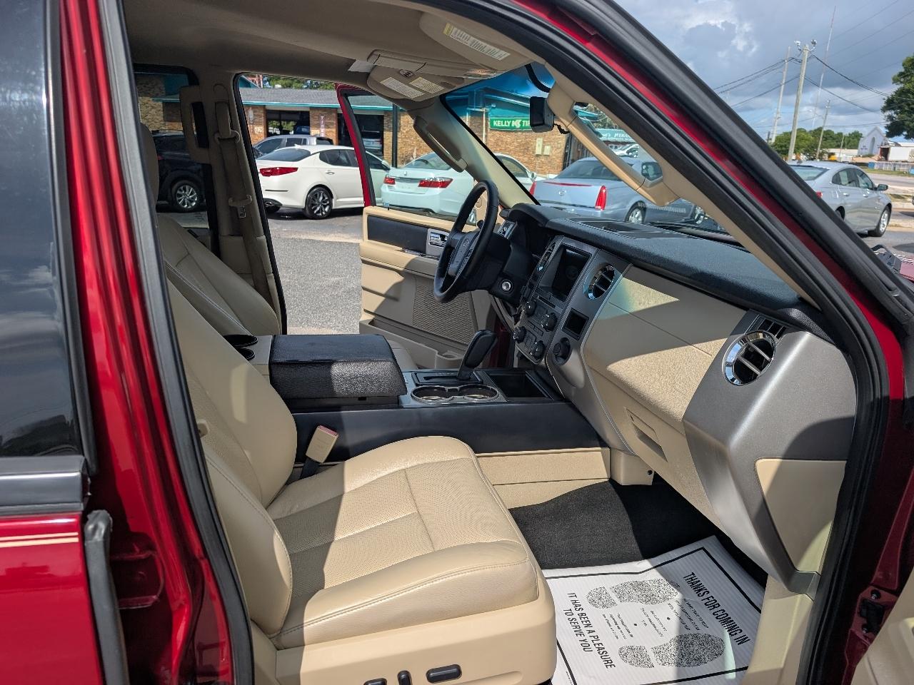 Ford Expedition EL 2WD 4dr XLT 2016