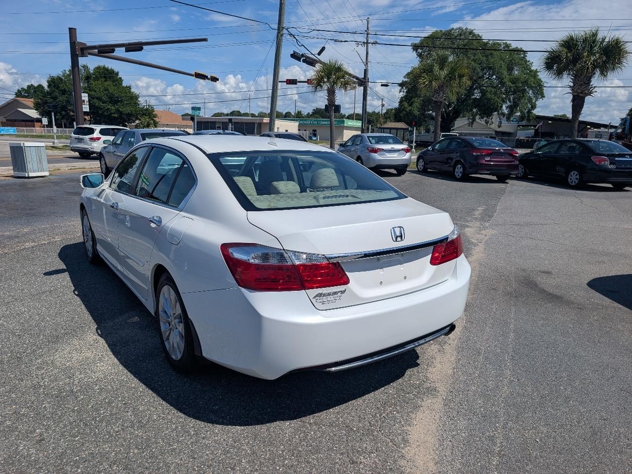 Honda Accord Sdn  2013