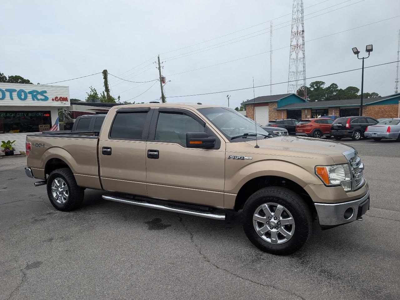 Ford F-150 4WD SuperCrew 145" XLT 2013