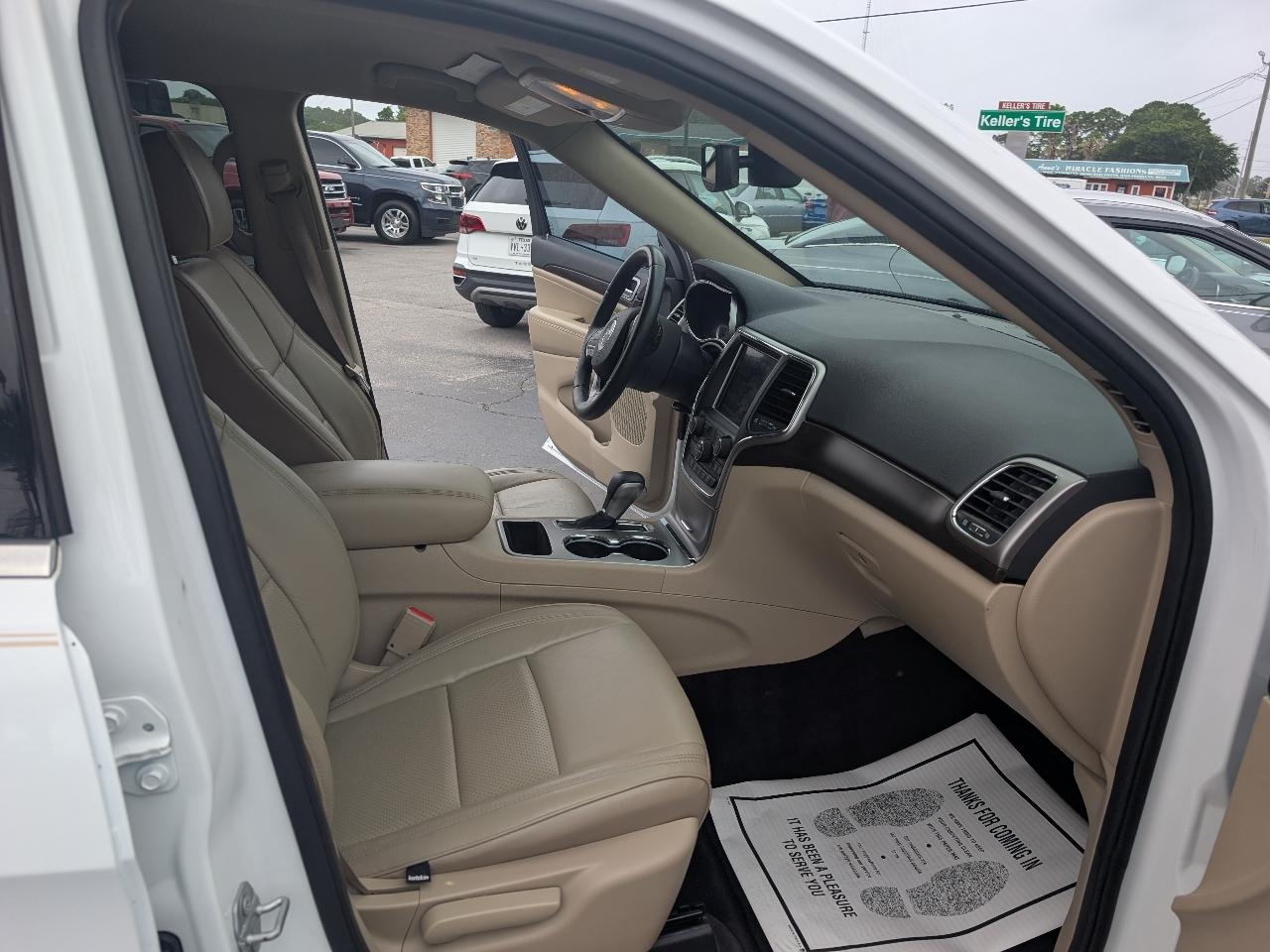 Jeep Grand Cherokee Laredo E 4x2 *Ltd Avail* 2018