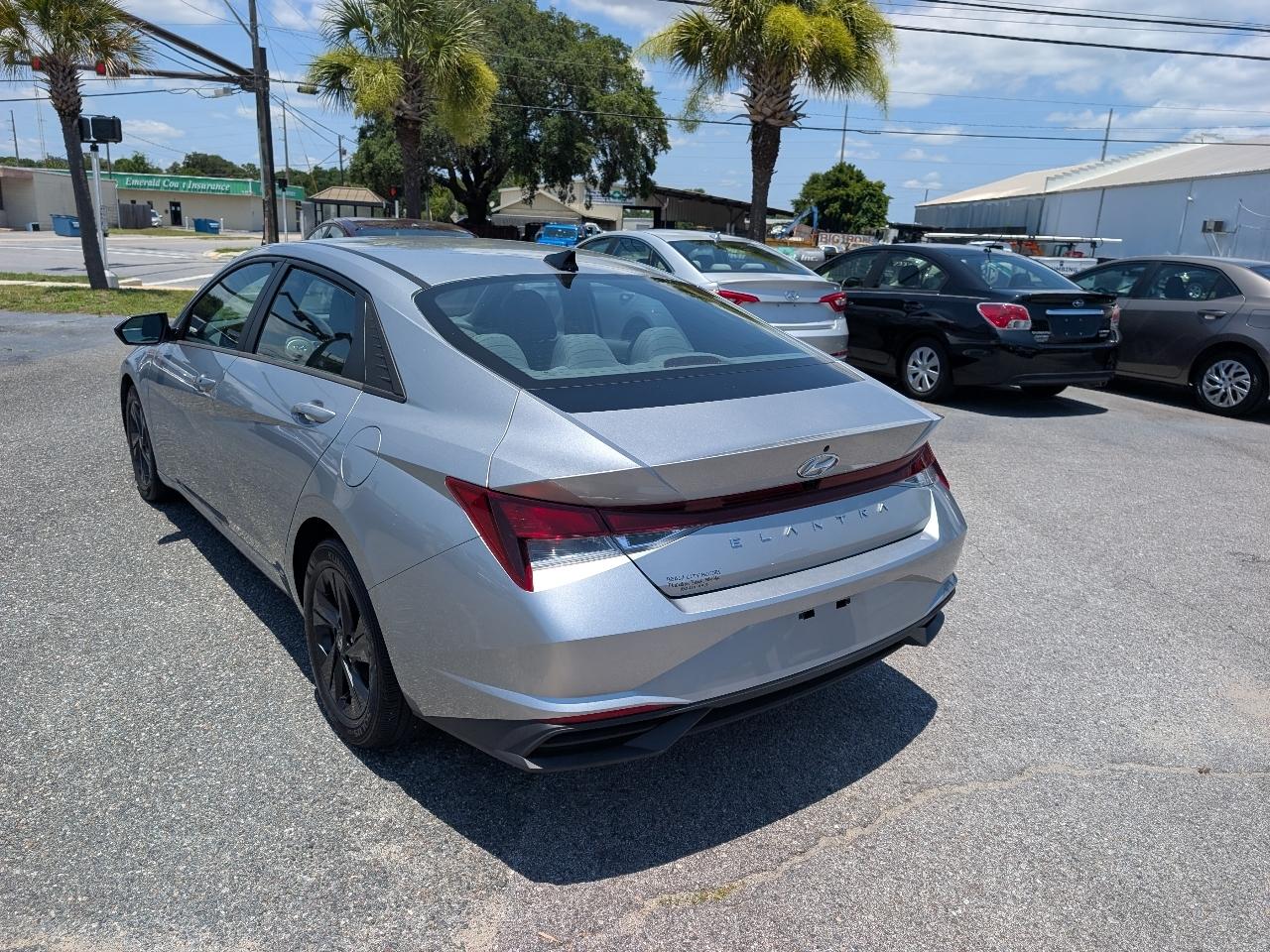Hyundai Elantra SEL 2022