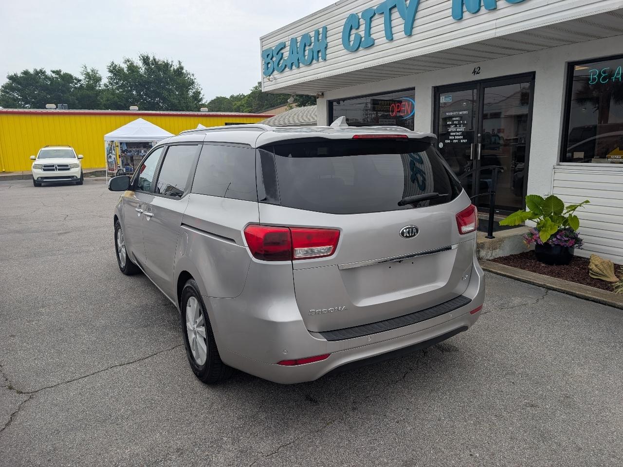 Kia Sedona 4dr Wgn LX 2016
