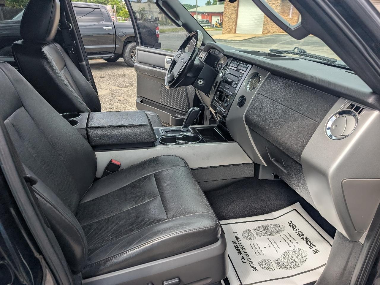 Ford Expedition 2WD 4dr Limited 2012