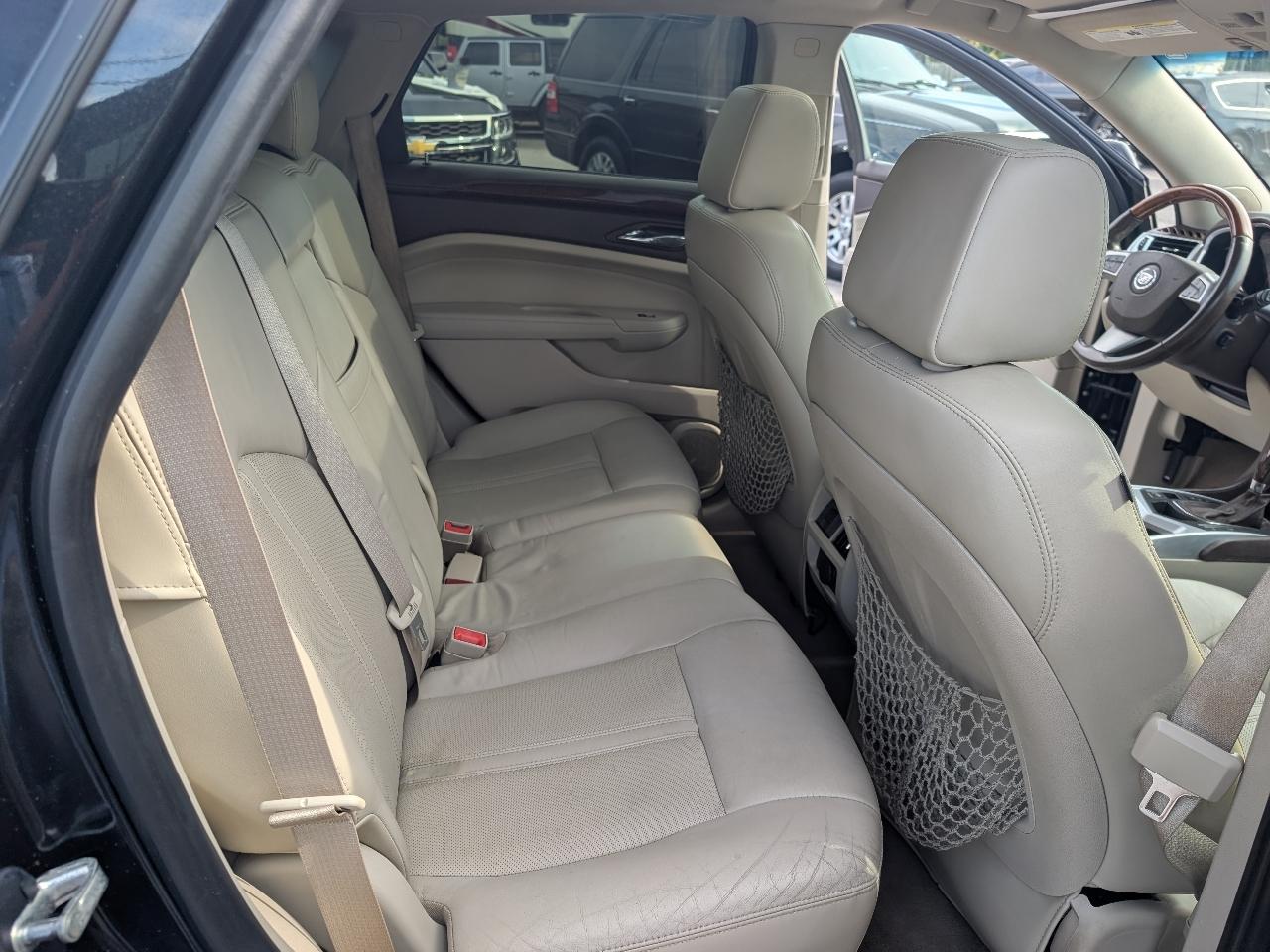 Cadillac SRX FWD 4dr Premium Collection 2011