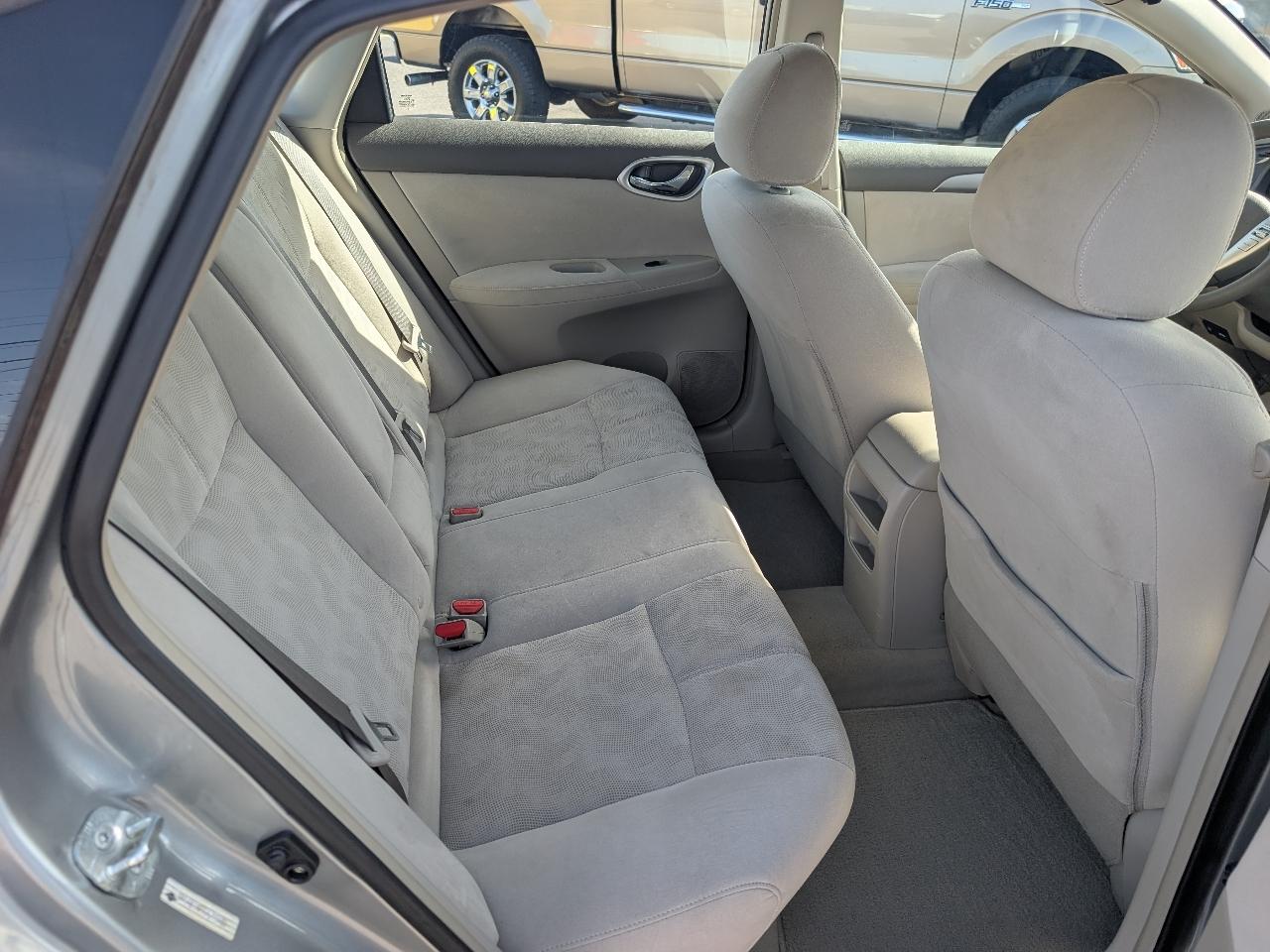 Nissan Sentra  2013