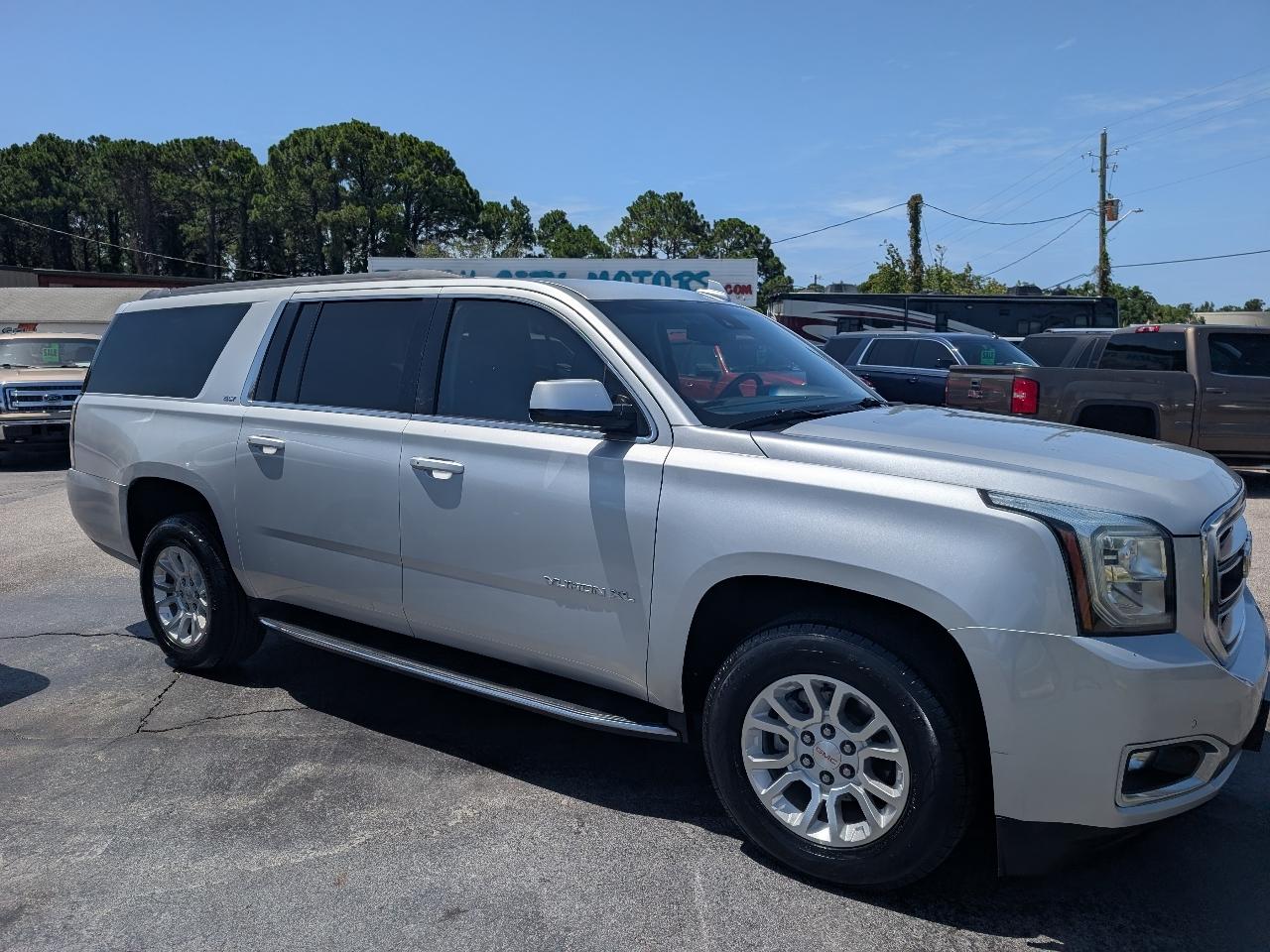 GMC Yukon XL 2WD 4dr SLT 2018