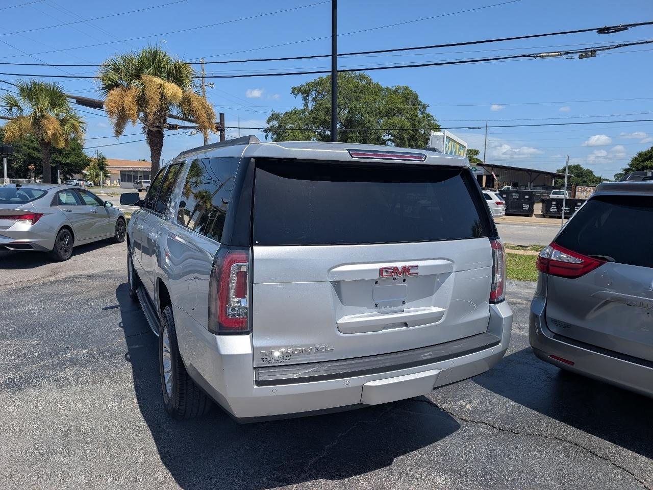 GMC Yukon XL 2WD 4dr SLT 2018