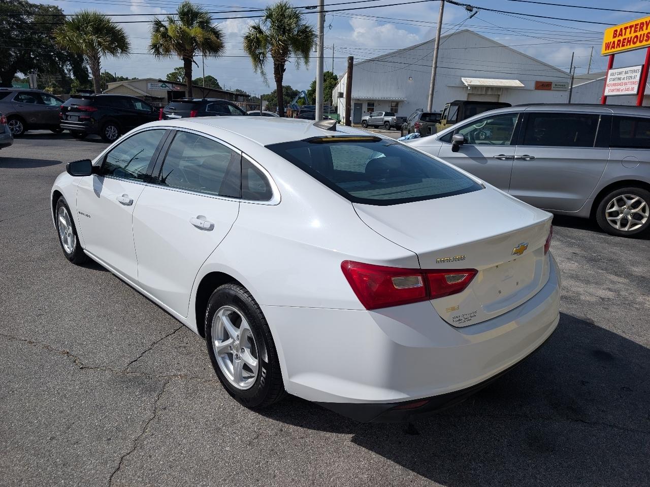 Chevrolet Malibu 4dr Sdn LS w/1LS 2018