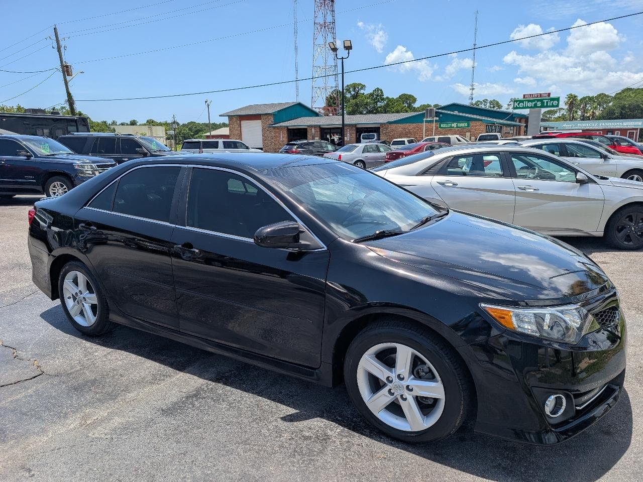Toyota Camry 2014.5 4dr Sdn I4 Auto SE Sport (Natl) 2014