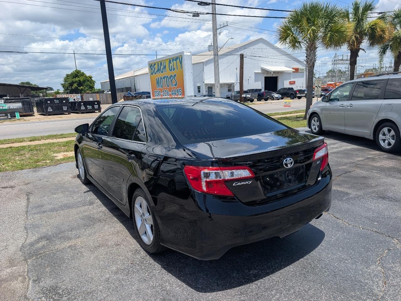 Toyota Camry 2014.5 4dr Sdn I4 Auto SE Sport (Natl) 2014