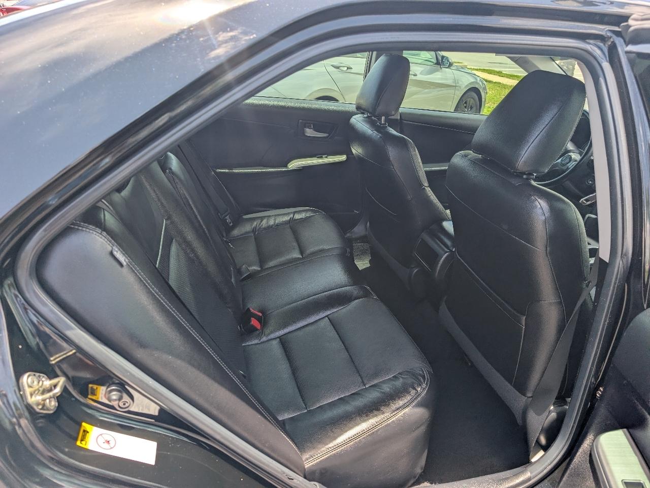 Toyota Camry 2014.5 4dr Sdn I4 Auto SE Sport (Natl) 2014