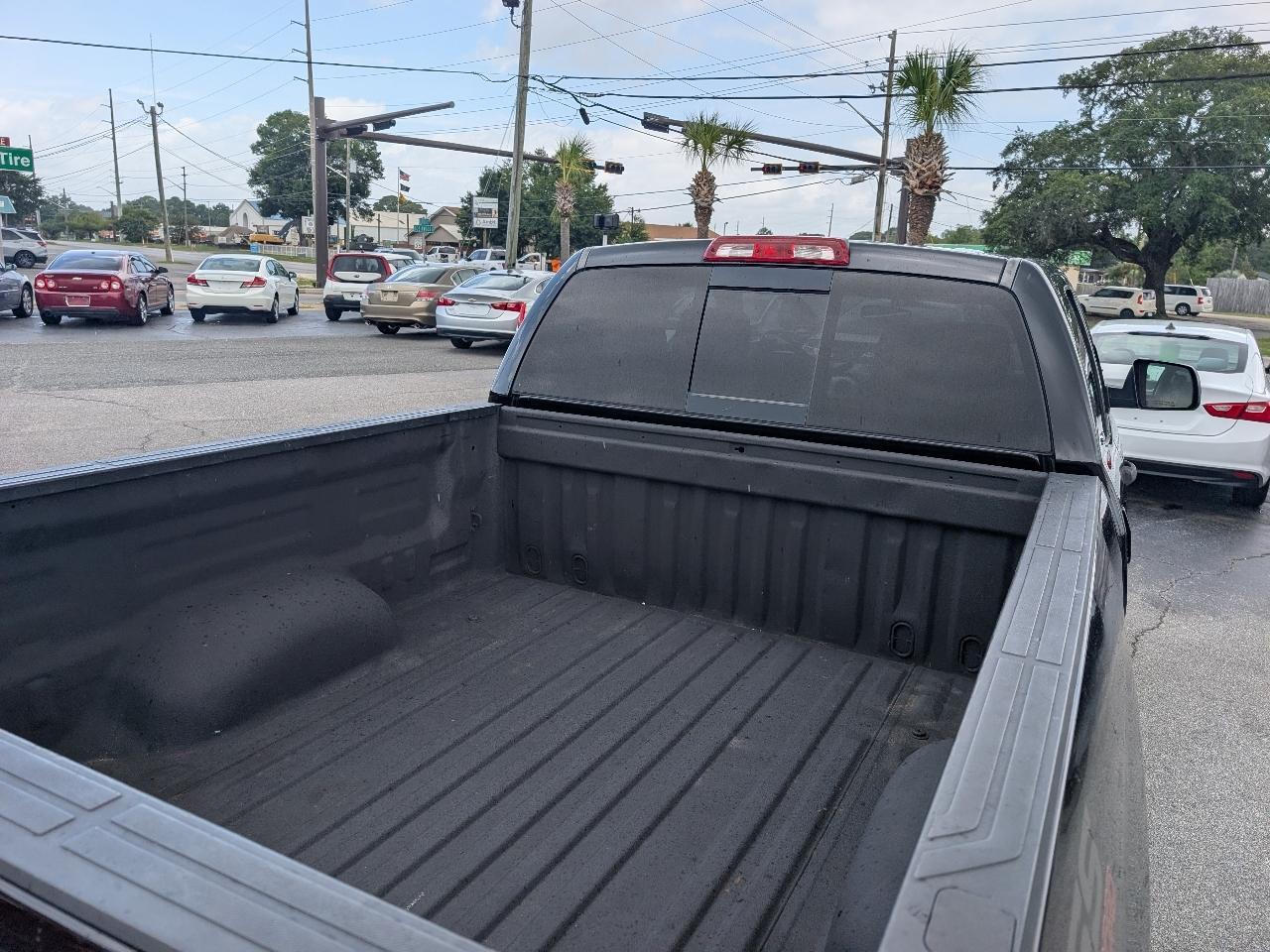 Toyota Tundra 2WD Truck Double Cab 4.6L V8 6-Spd AT SR5 (Natl) 2014