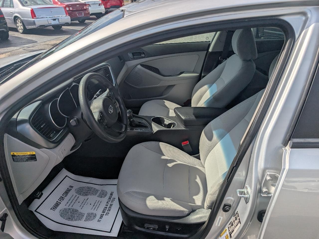 Kia Optima 4dr Sdn LX 2015
