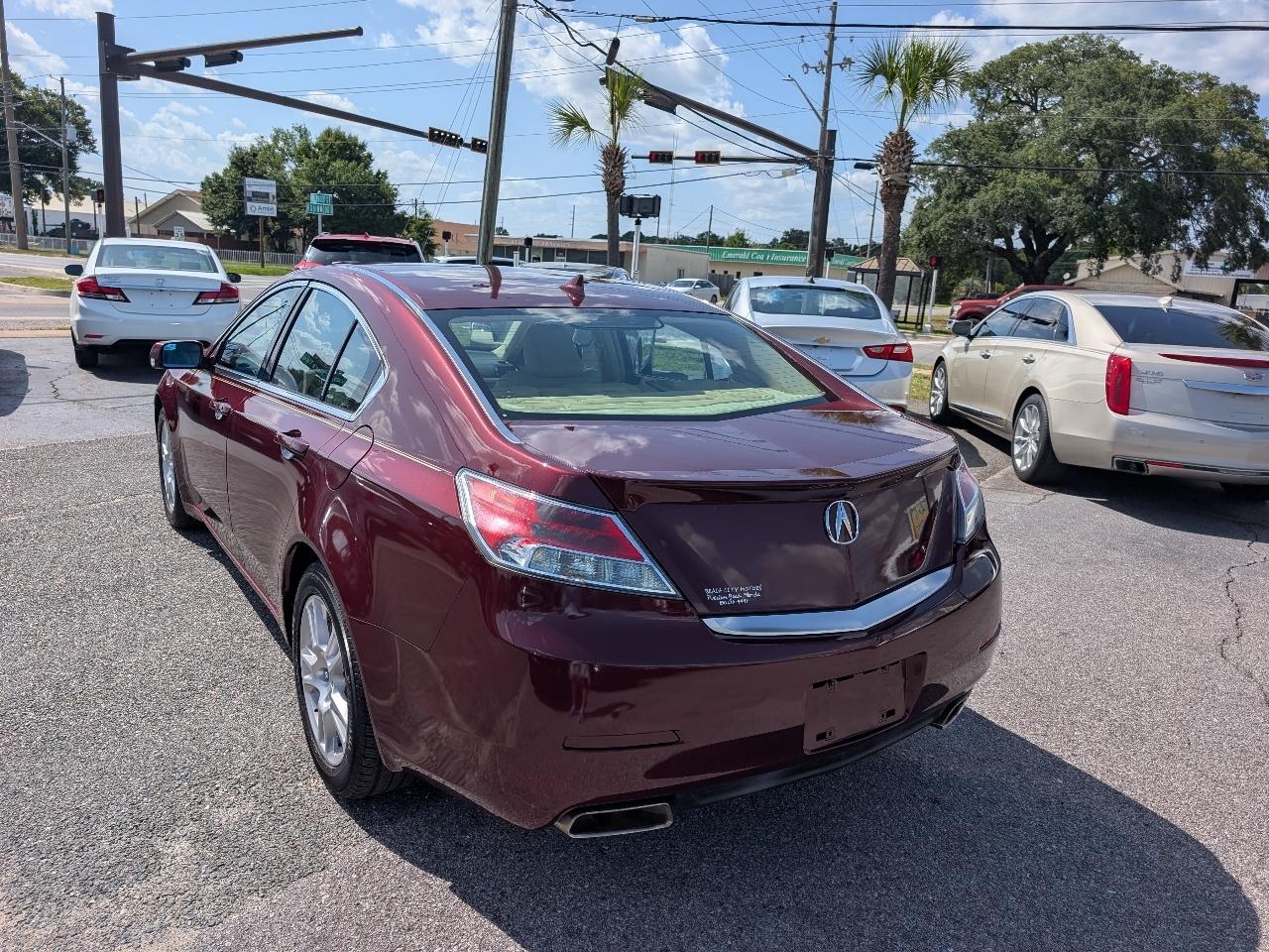 Acura TL 4dr Sdn Auto 2WD Tech 2012