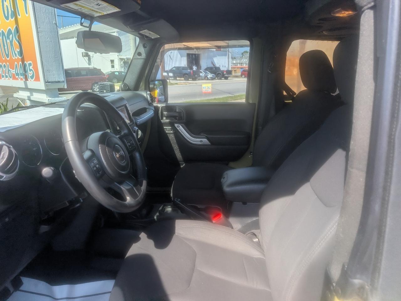 Jeep Wrangler 4WD 2dr Rubicon 2013