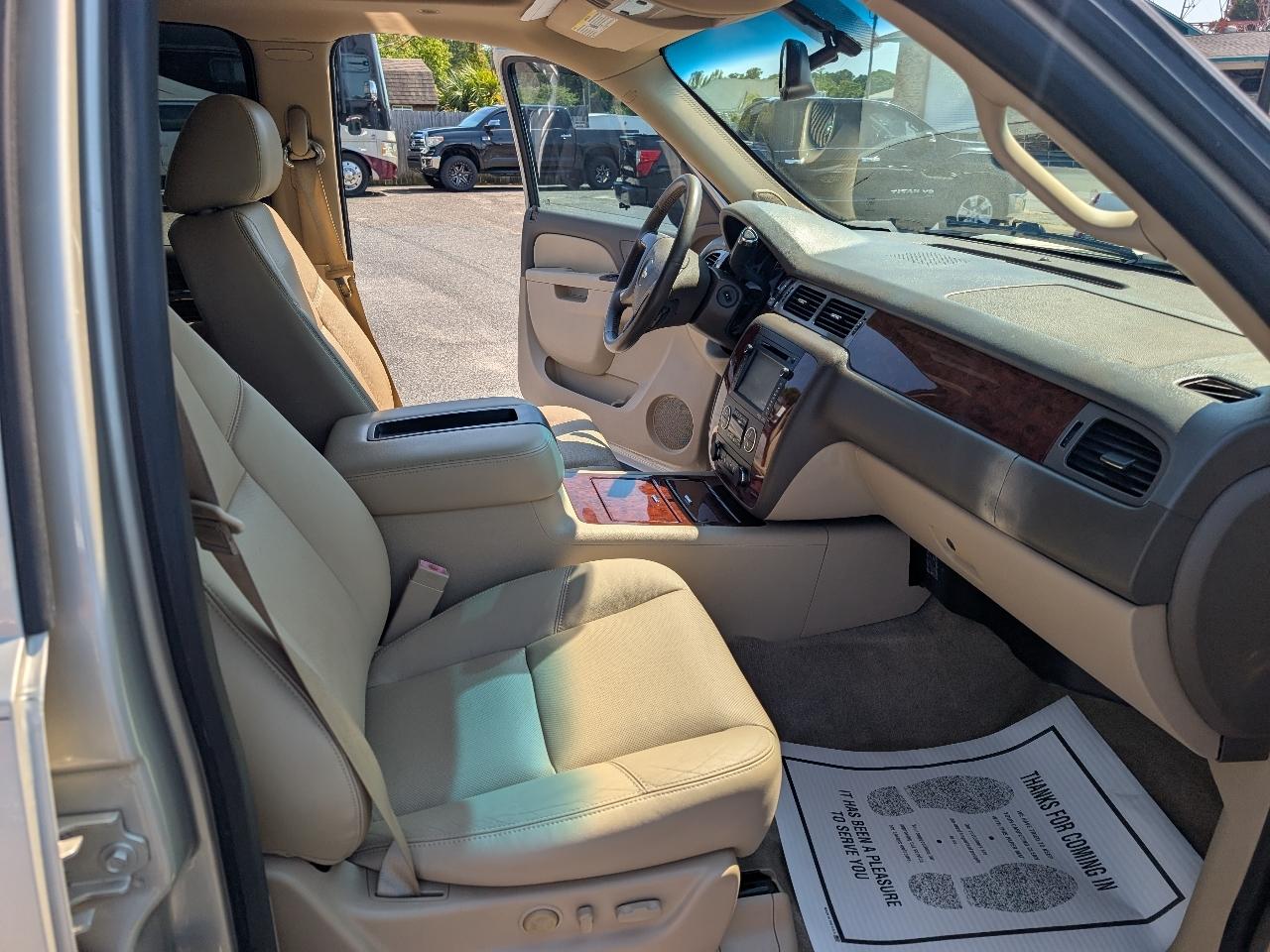 Chevrolet Tahoe 2WD 4dr 1500 LTZ 2013