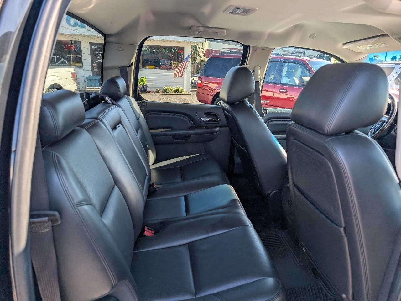 GMC Sierra 1500 2WD Crew Cab 143.5" Denali 2013
