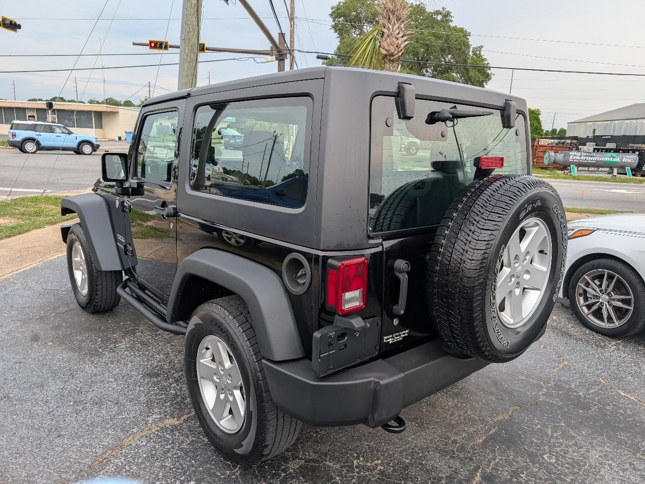 Jeep Wrangler 4WD 2dr Sport 2016