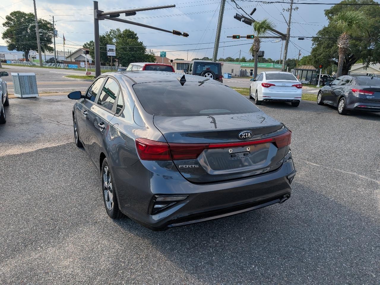 Kia Forte LXS IVT 2021
