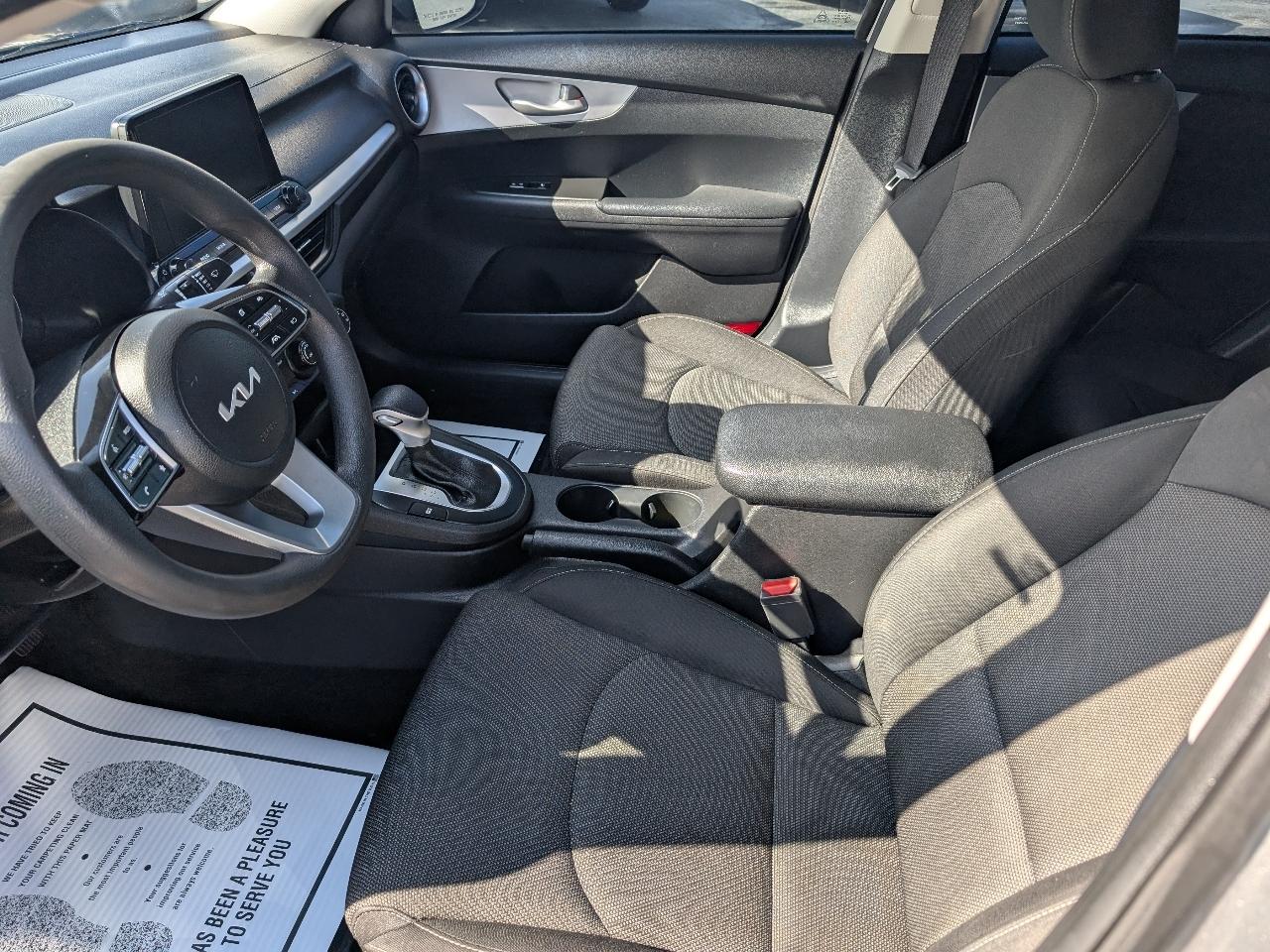 Kia Forte LXS IVT 2023