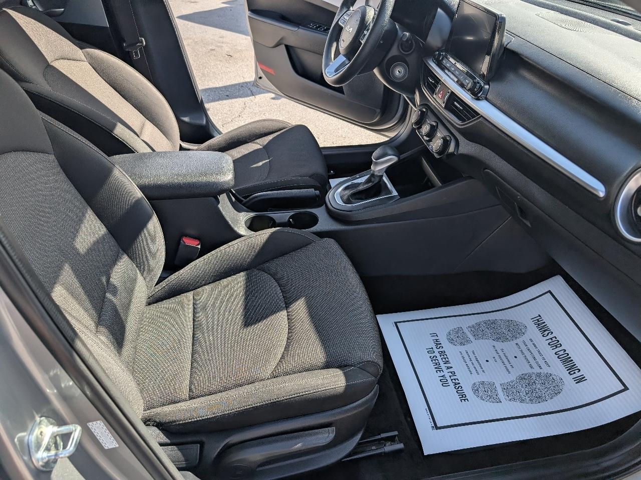 Kia Forte LXS IVT 2023