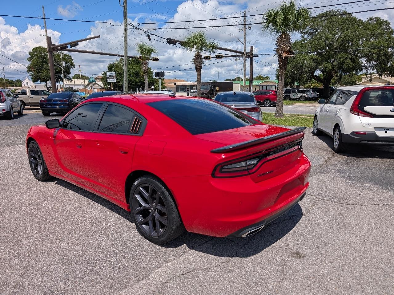 Dodge Charger SXT RWD 2021