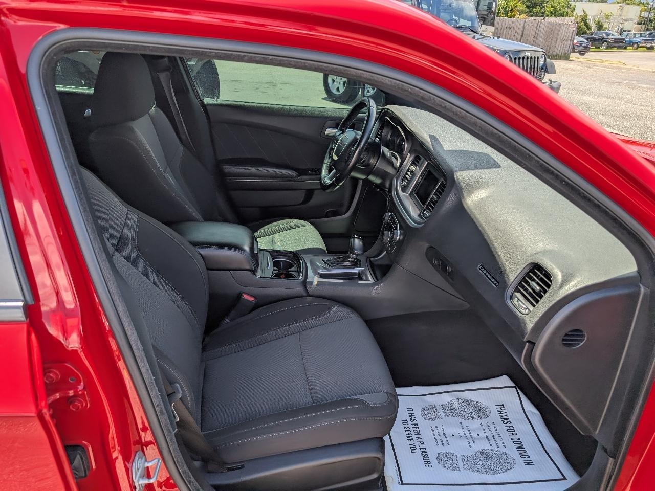 Dodge Charger SXT RWD 2021