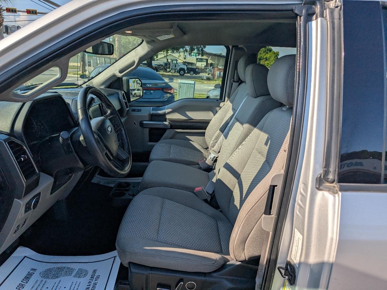 Ford F-150 Lariat 2WD SuperCab 8' Box 2018