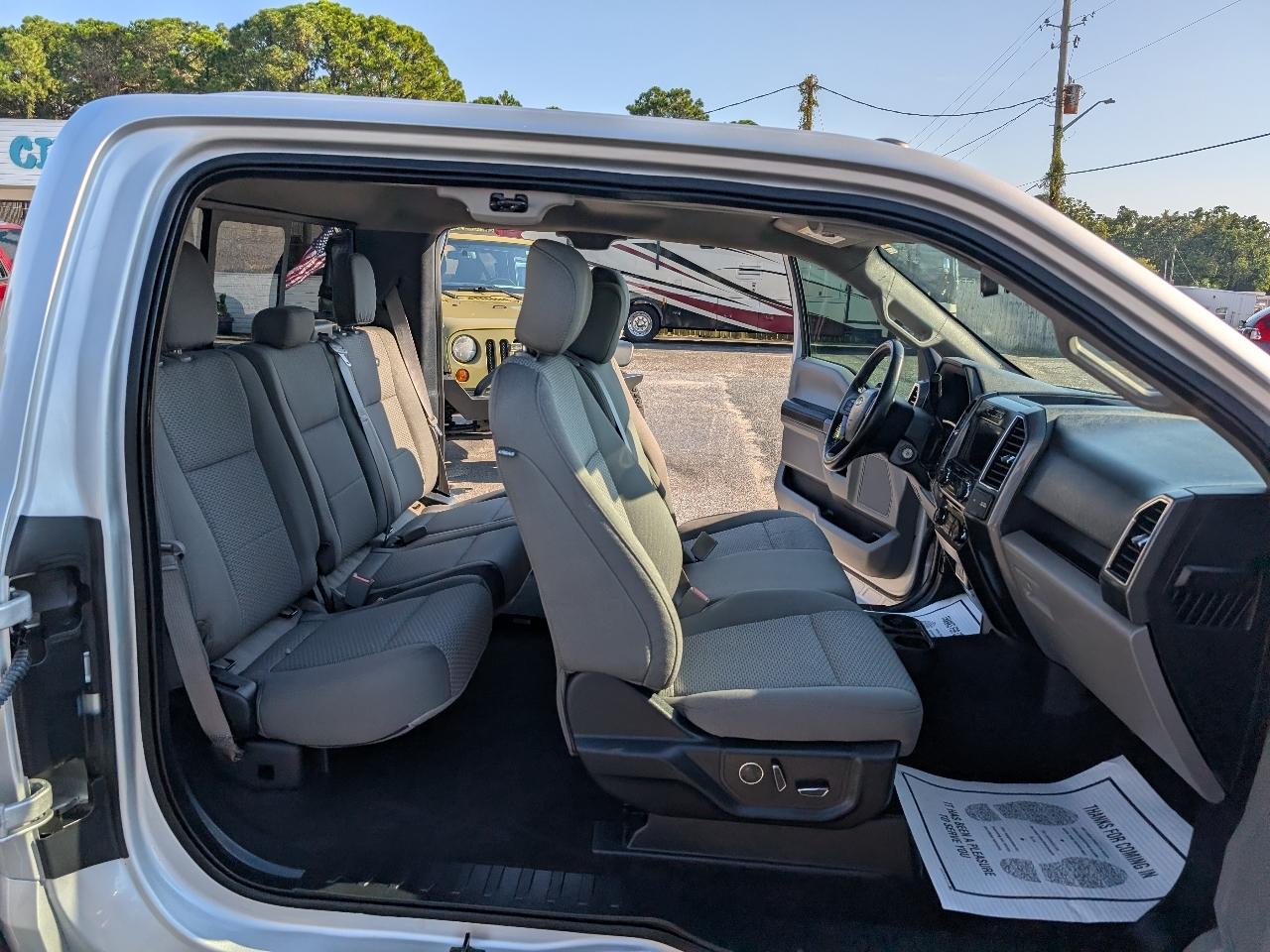 Ford F-150 Lariat 2WD SuperCab 8' Box 2018