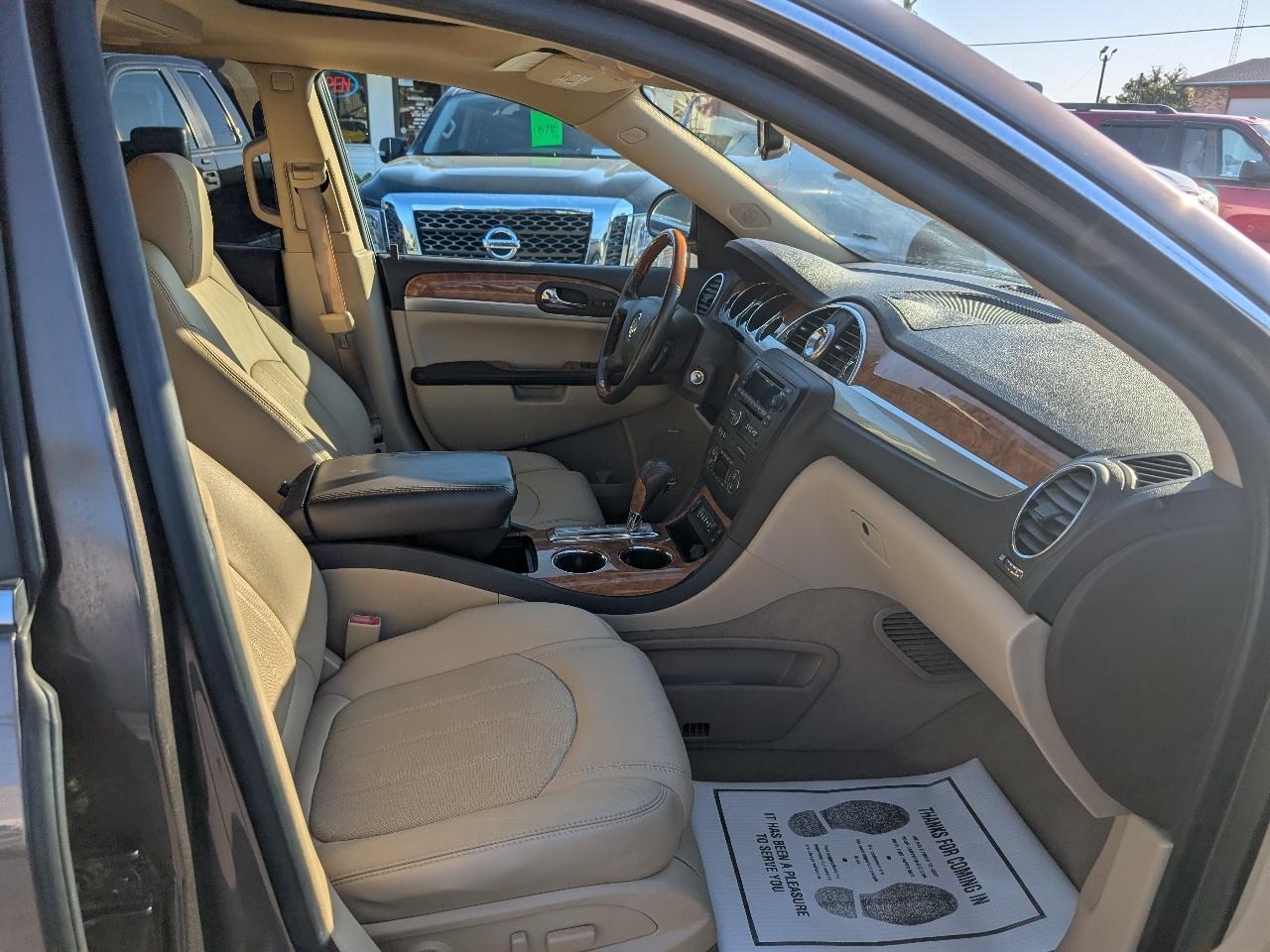 Buick Enclave FWD 4dr Premium 2012