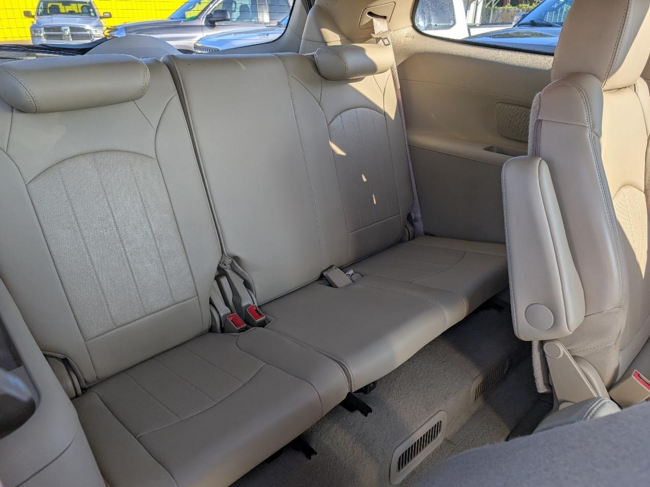 Buick Enclave FWD 4dr Premium 2012