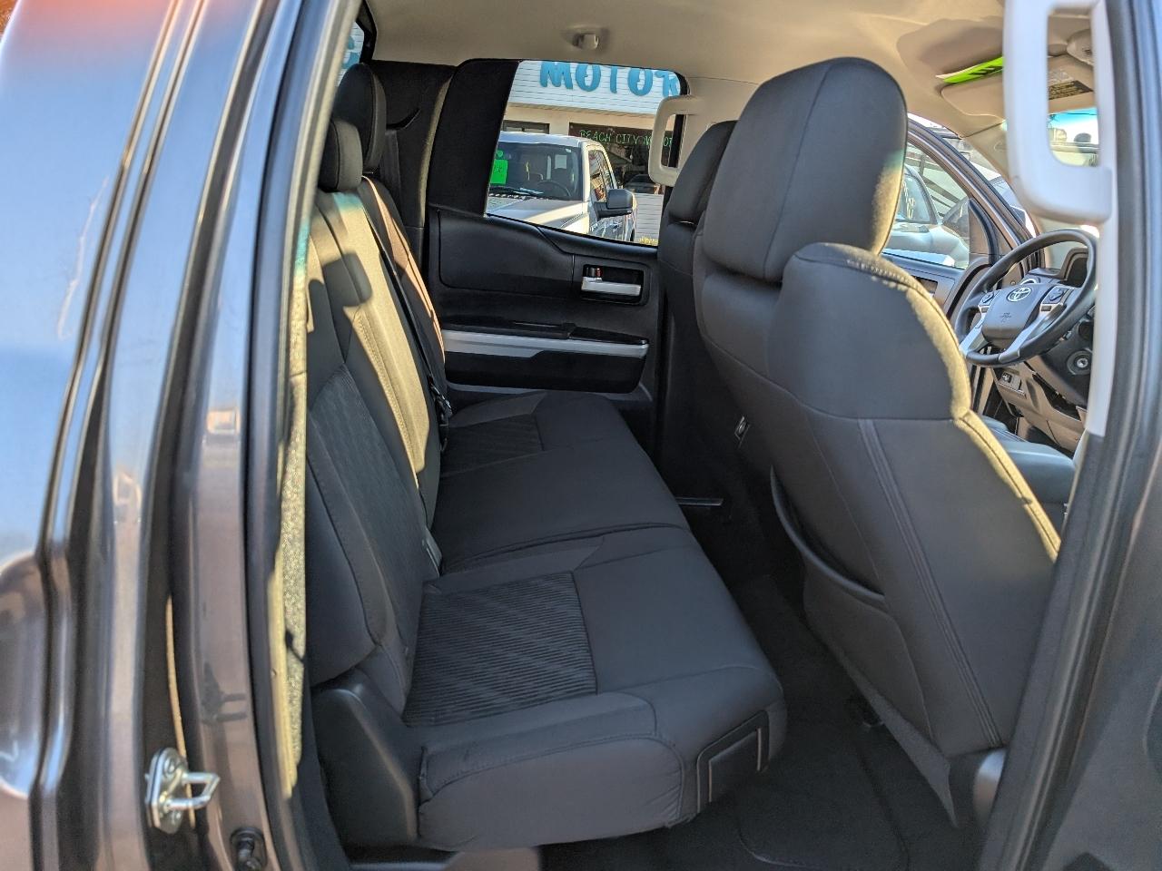 Toyota Tundra 2WD Truck Double Cab 5.7L V8 6-Spd AT SR5 (Natl) 2014