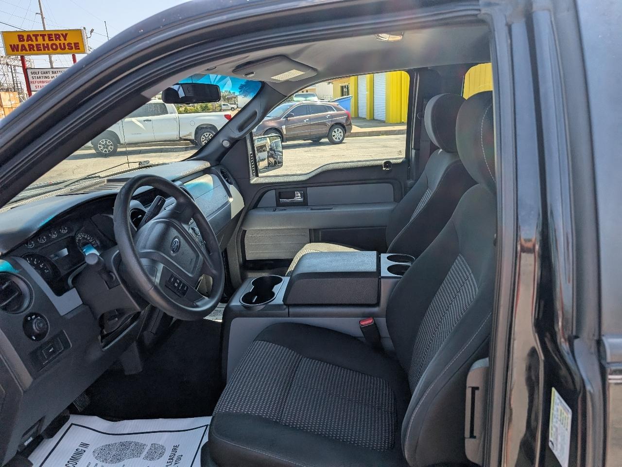 Ford F-150 4WD SuperCab 145" STX 2014