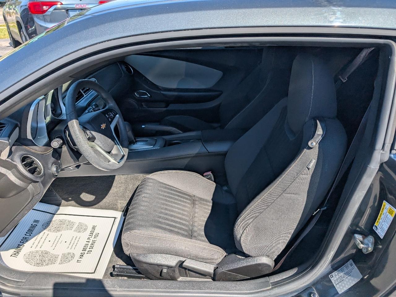 Chevrolet Camaro 2dr Cpe LS w/2LS 2015