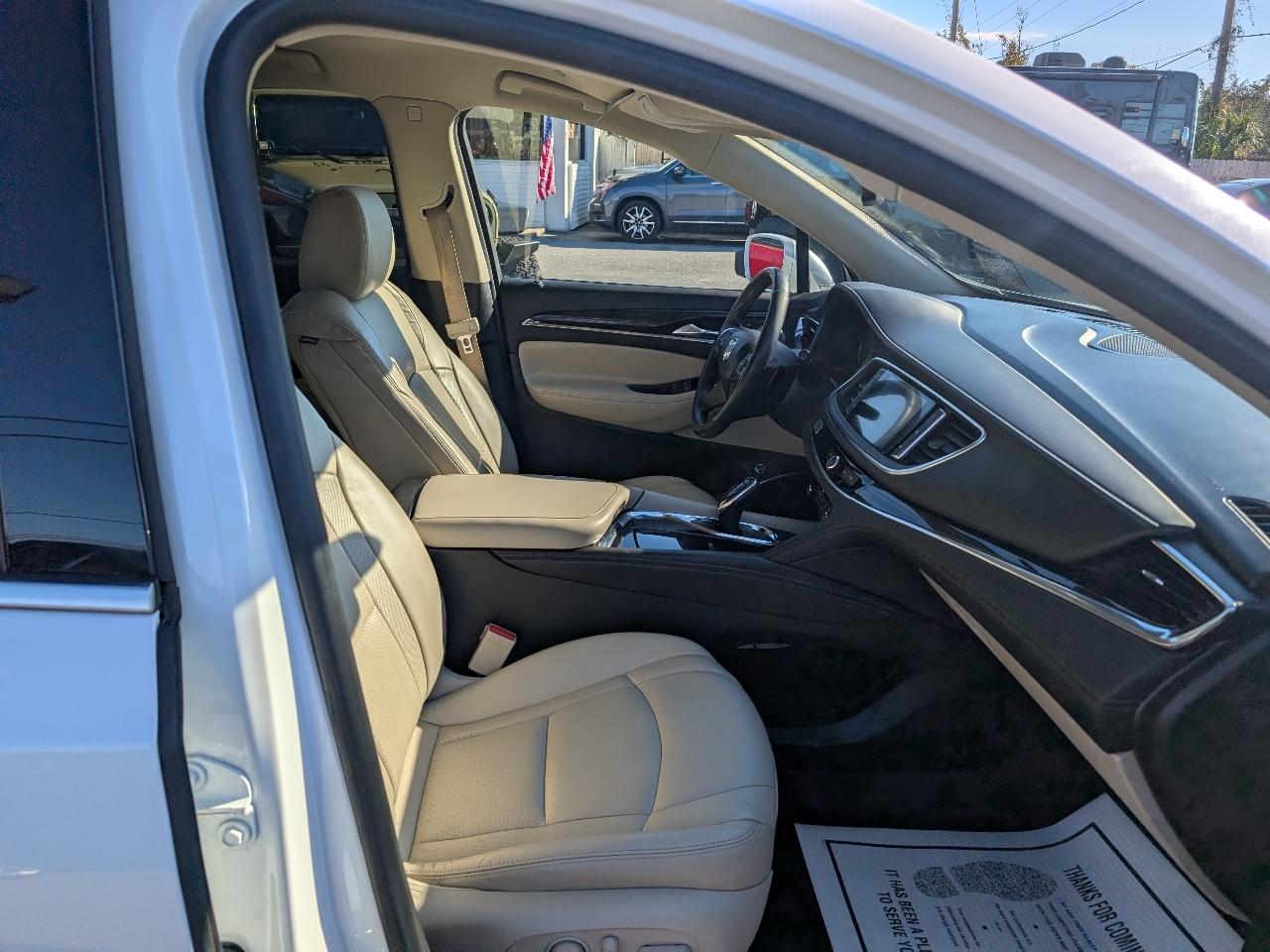 Buick Enclave FWD 4dr Premium 2018