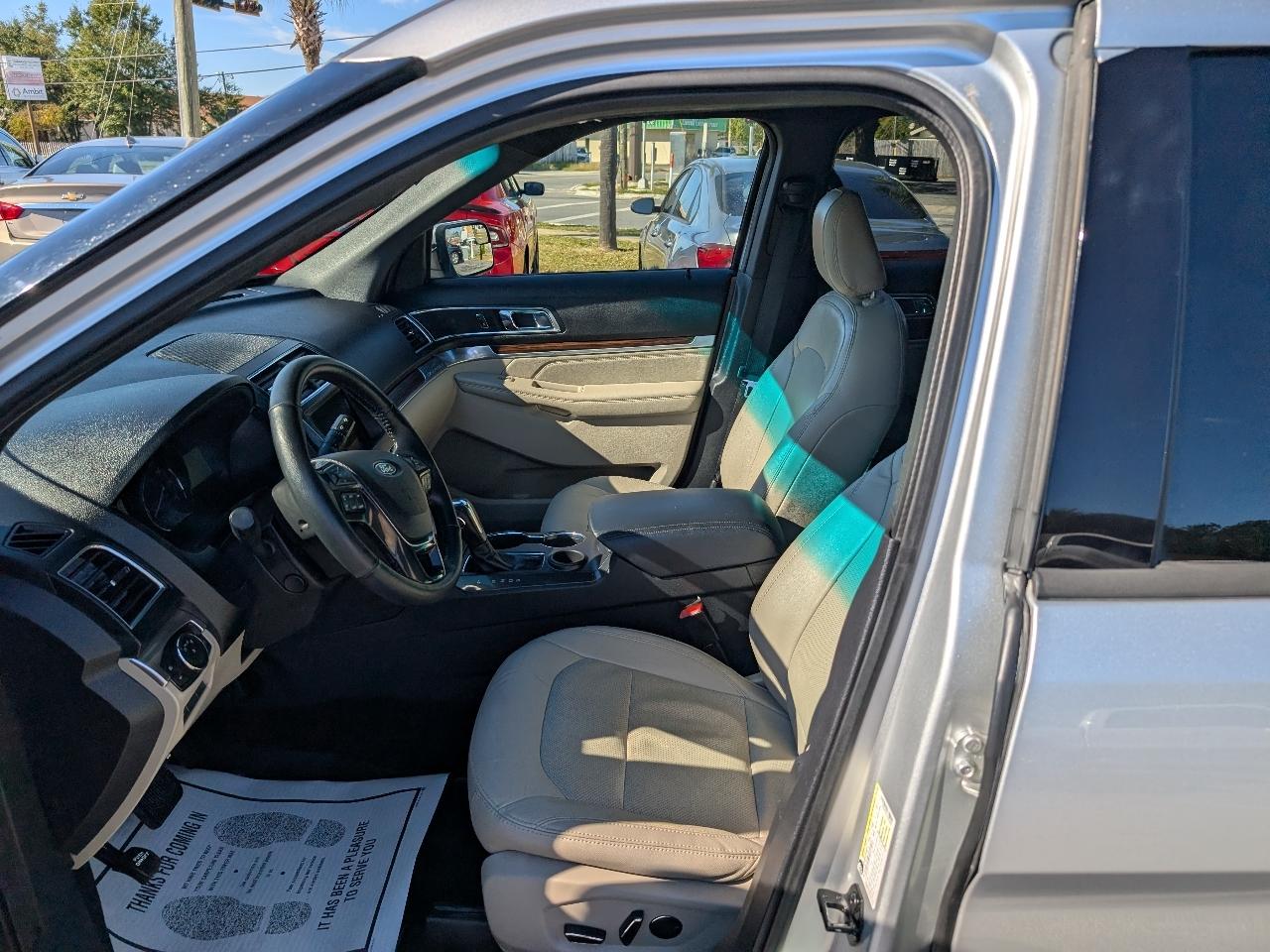 Ford Explorer Limited FWD 2018