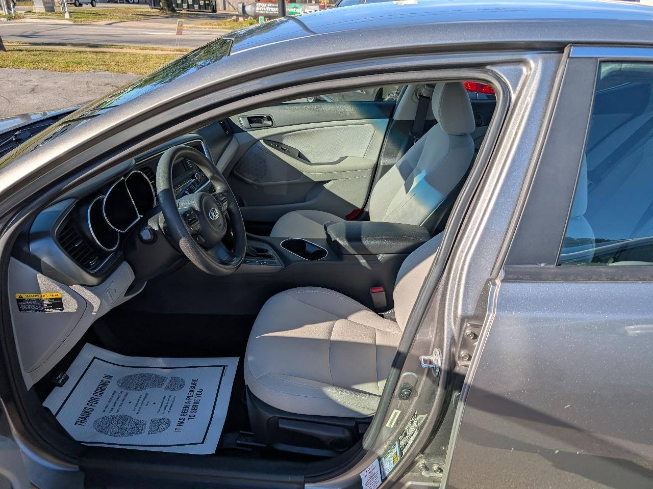 Kia Optima 4dr Sdn LX 2015